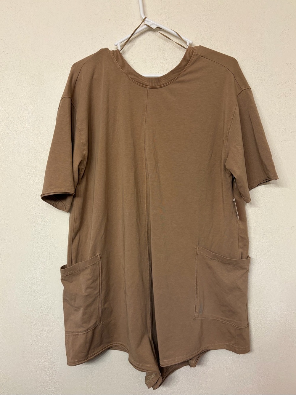 Free People Movement Women’s Tan Hot Shot Tee Romper Size Small NWT